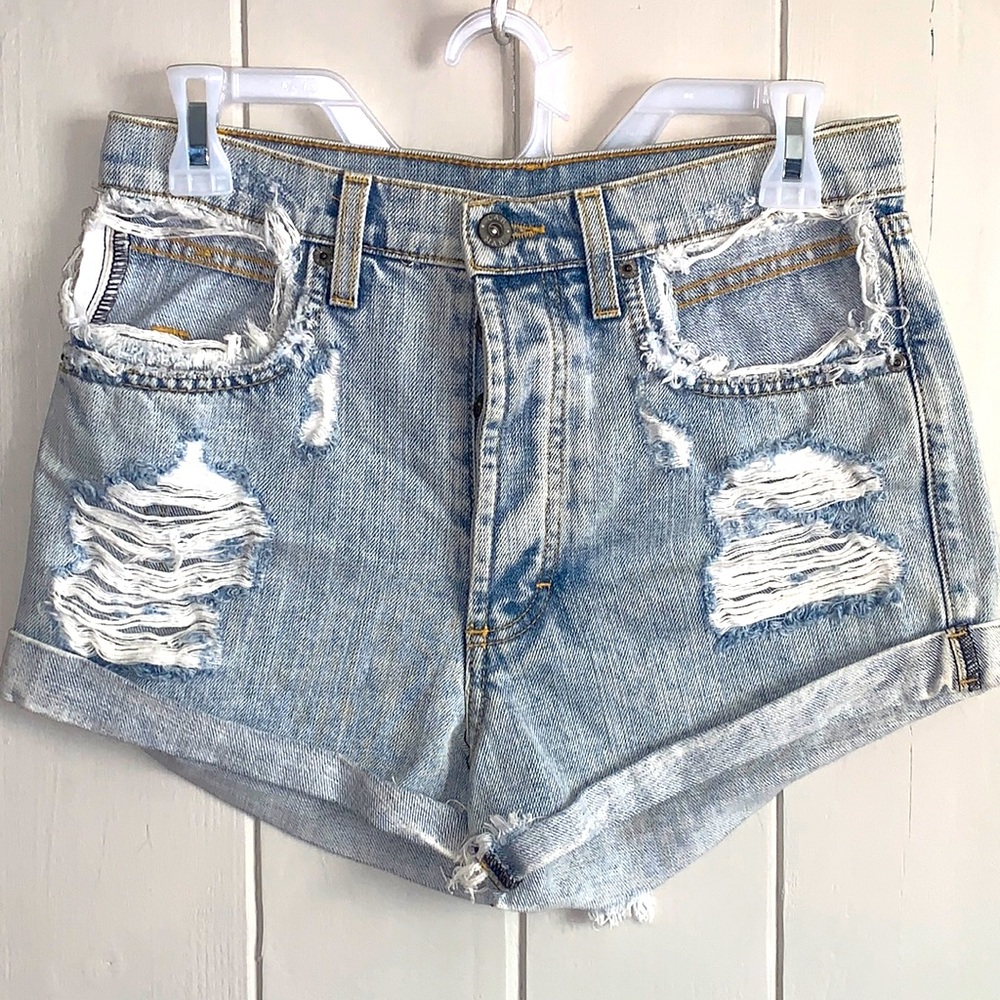 Carmar- Lt. Acid Wash- Hidden 5-Button Fly, Cuffed Hems, High Rise, Size 26- NWT